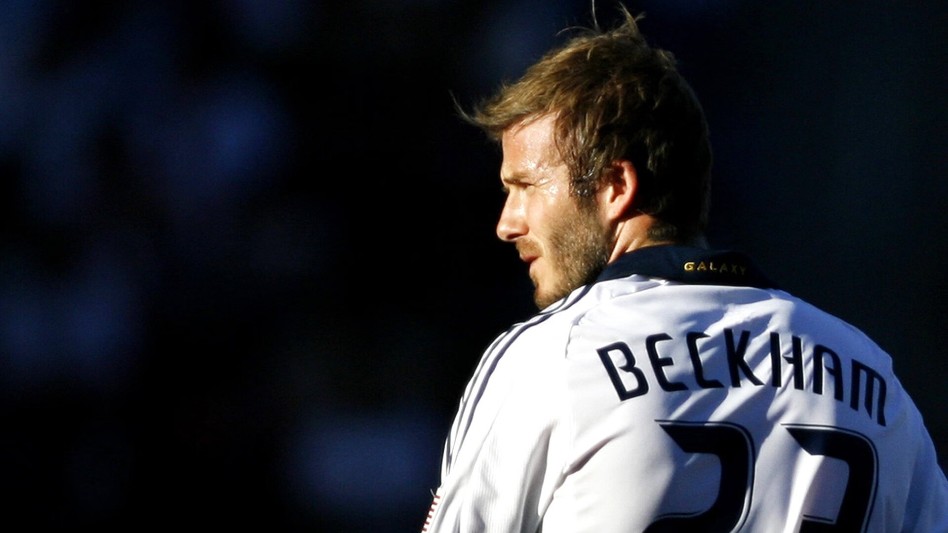 《FIFA》线上友谊赛火爆进行，职业选手比拼技艺，fifa线上友谊赛邀请